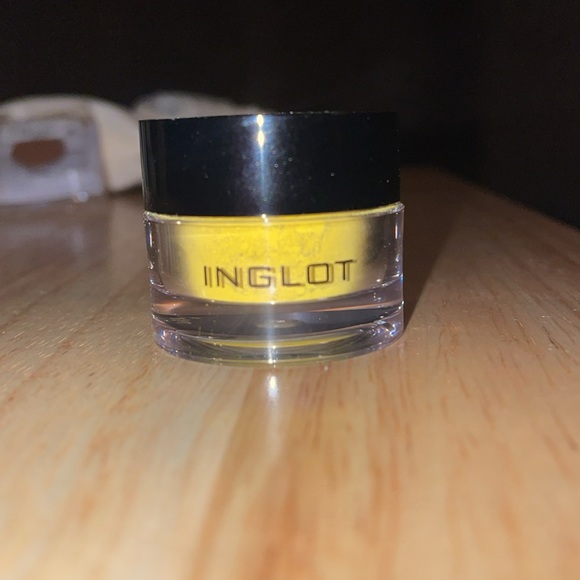 Mini INGLOT Make Up Bundle - Picture 2 of 4